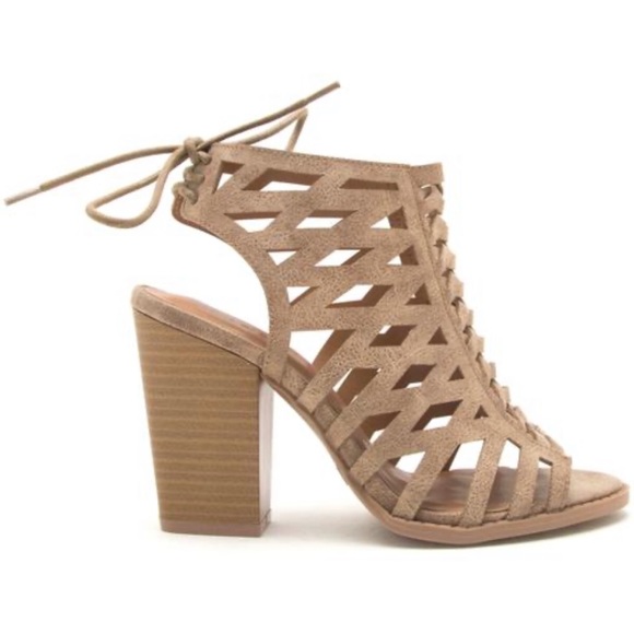 Boho Chunky Back Lace Peeps - Picture 2 of 5